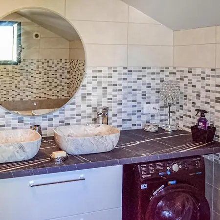 Awesome In With Outdoor Swimming Pool, Wifi And 2 Bedrooms * Mugron